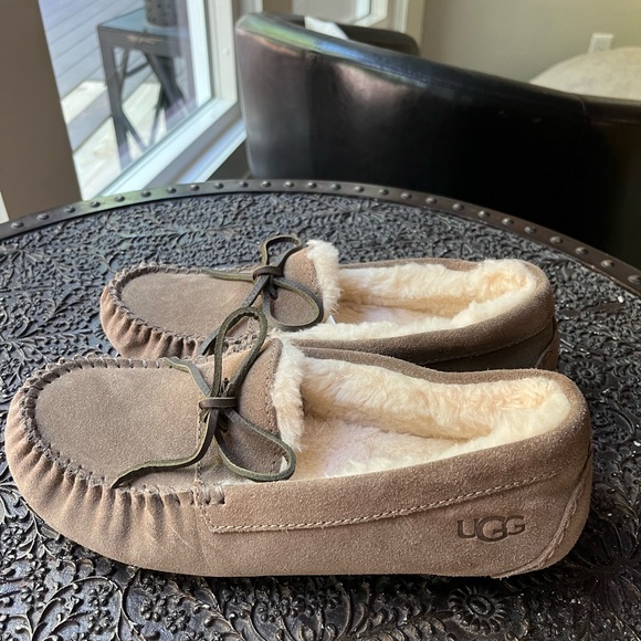 NEW UGG MEN’S CORVIN LOAFERS IN DRY LEAF BROWN 7 40 main image 8